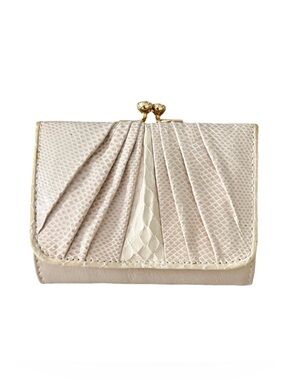 Vintage Carlos Falchi ivory Wallet lizard leather - like new -